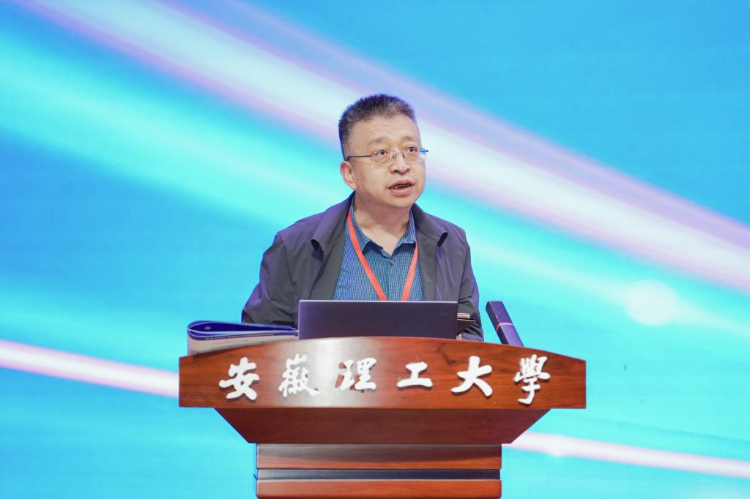 第七届金石科学•水中爆炸动力学及爆炸效应前沿技术论坛在我校成功召开-程扬帆个人主页-爆轰与工业安全课题组