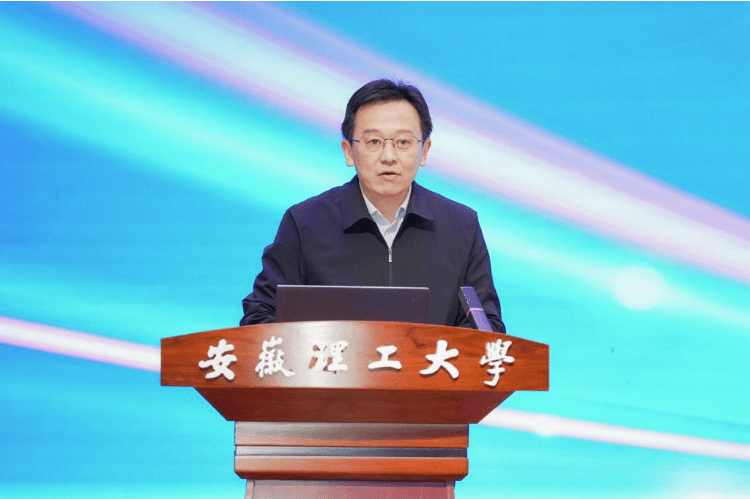 第七届金石科学•水中爆炸动力学及爆炸效应前沿技术论坛在我校成功召开-程扬帆个人主页-爆轰与工业安全课题组